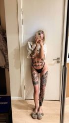 Вика, 8 900 943-96-61 Аня, тел. 8 900 943-96-61